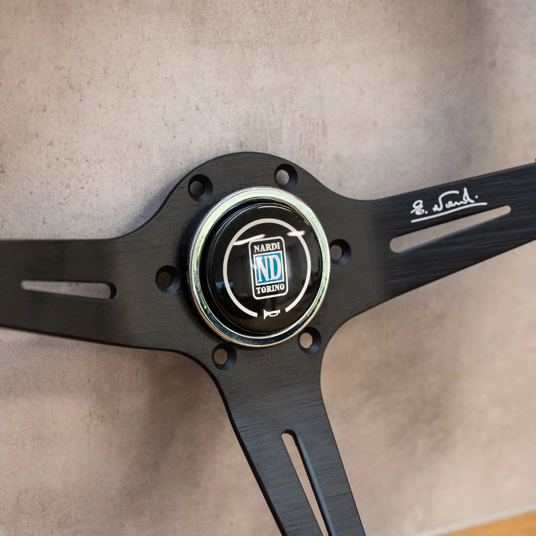 Nardi R3 Style Steering Wheel - 350mm - Image 4