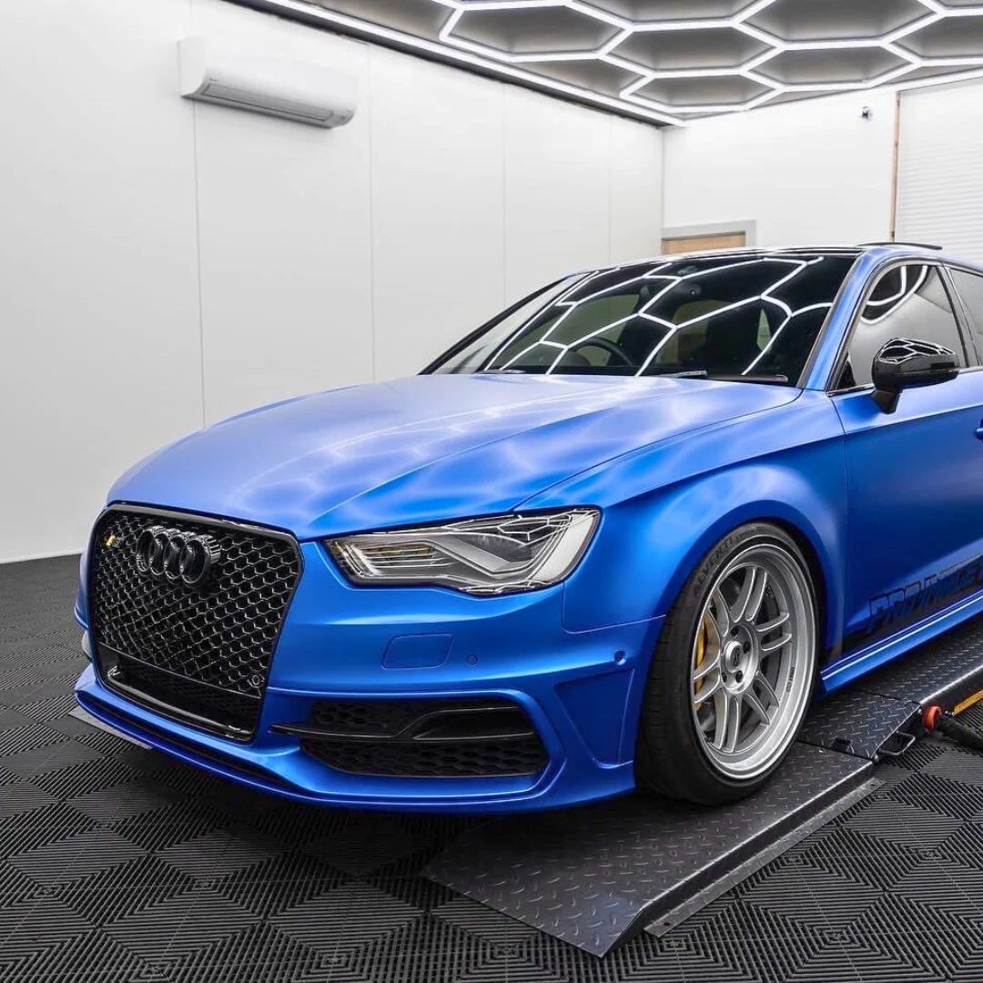 VOSTA A3/S3 RS3 8V-Style Honeycomb Grille Pre-facelift - 2013-2016 - Image 3