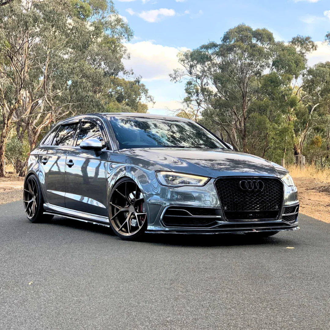 VOSTA A3/S3 RS3 8V-Style Honeycomb Grille Pre-facelift - 2013-2016 - Image 9